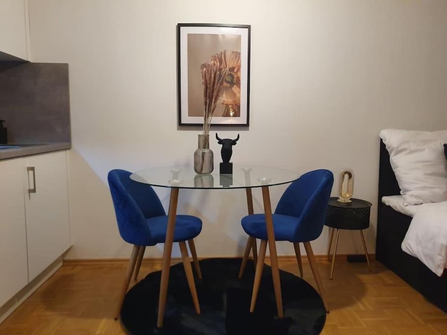 Designerwohnung In Apartment *
